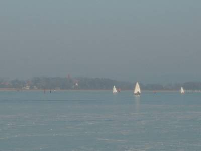 Winter 2006 auf dem Malchiner See.